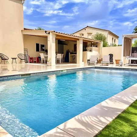 Frgk Private Pool, Garden & Ultra-fast Wi-fi فيلة أنتيب