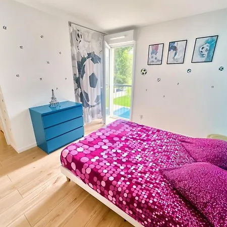 Frgk Private Pool, Garden & Ultra-fast Wi-fi فيلة